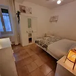 La Casa Di Ari Apartment *